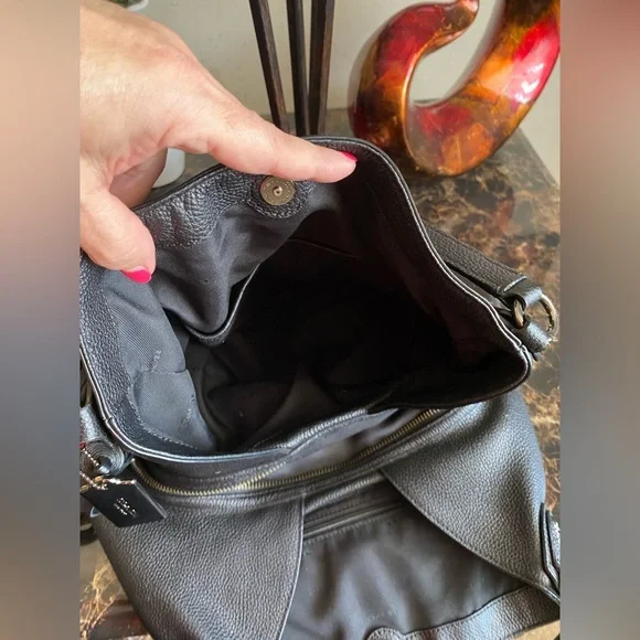 Coach - EUC - 2016 Edie Shoulder Bag 31 In Pebble Leather With Western Rivets - Picture 9 of 16